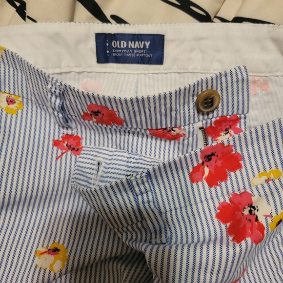 Old Navy Pin-Striped Floral Shorts - Picture 3 of 4